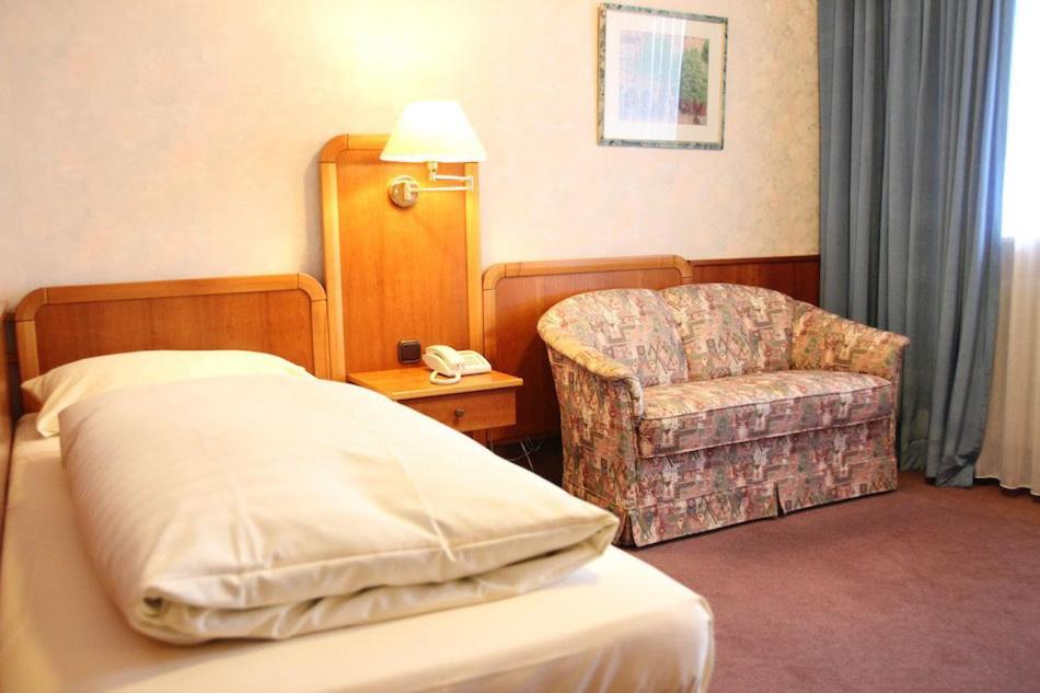 Landhotel Soderberg Bad Salzschlirf Δωμάτιο φωτογραφία
